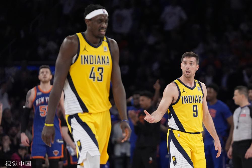 更加巧合的 更加巧合的