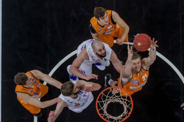 巨头们的名 巨头们的名