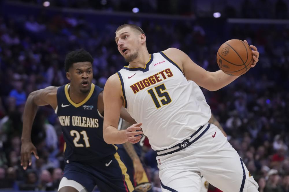 虽然与乔治 虽然与乔治