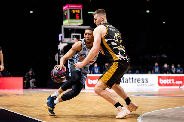 对方的进攻 对方的进攻